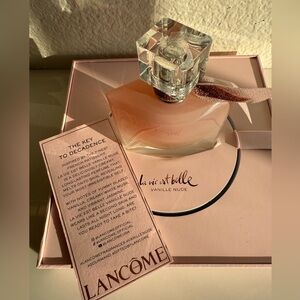 Lancome Vanille Nude La Vie Est Belle